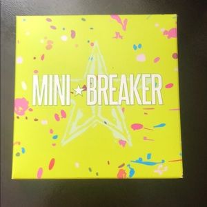 Jeffree Star Jaw Breaker palette!